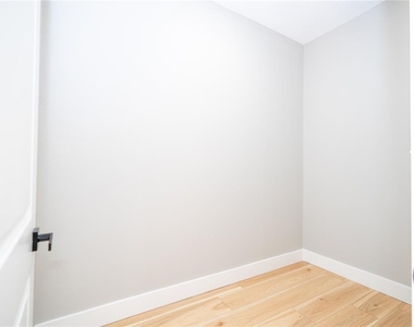 70 Mcdill Drive - Photo Thumbnail 63