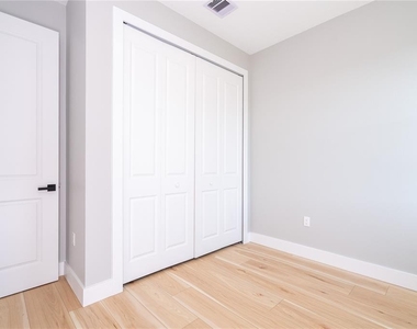 70 Mcdill Drive - Photo Thumbnail 78