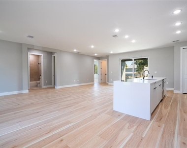70 Mcdill Drive - Photo Thumbnail 27