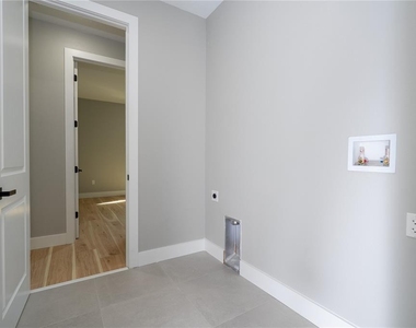 70 Mcdill Drive - Photo Thumbnail 54