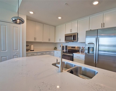 17560 Opal Sand Drive - Photo Thumbnail 12