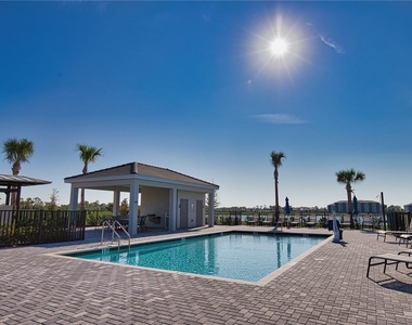 17560 Opal Sand Drive - Photo Thumbnail 6