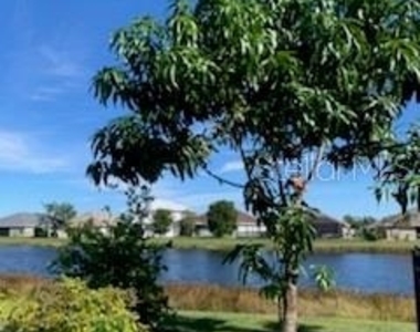 9975 Bishop Creek Way - Photo Thumbnail 5