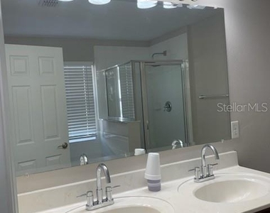 9975 Bishop Creek Way - Photo Thumbnail 8