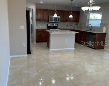 9975 Bishop Creek Way - Photo Thumbnail 29