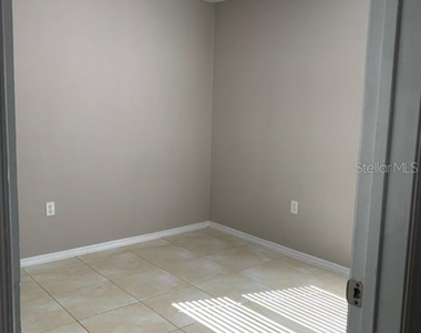9975 Bishop Creek Way - Photo Thumbnail 19