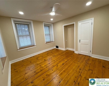 3686 Lower Saucon Road - Photo Thumbnail 16