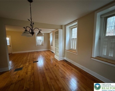 3686 Lower Saucon Road - Photo Thumbnail 6