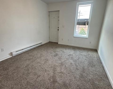 218 N 6th Street - Photo Thumbnail 6