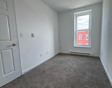 218 N 6th Street - Photo Thumbnail 10