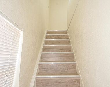 7320 Dale Road - Photo Thumbnail 6