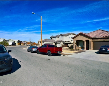 781 Croxdale Street - Photo Thumbnail 43