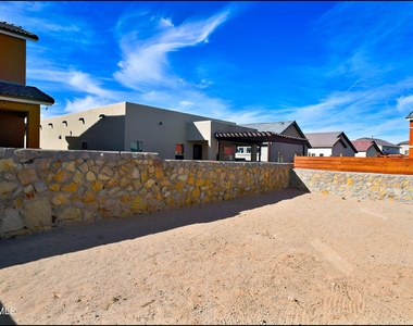 781 Croxdale Street - Photo Thumbnail 39