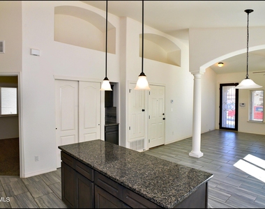 781 Croxdale Street - Photo Thumbnail 15