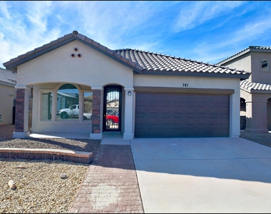781 Croxdale Street - Photo Thumbnail 2
