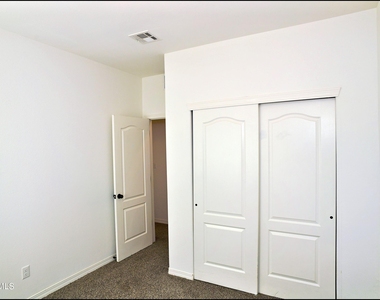 781 Croxdale Street - Photo Thumbnail 31