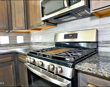 781 Croxdale Street - Photo Thumbnail 19