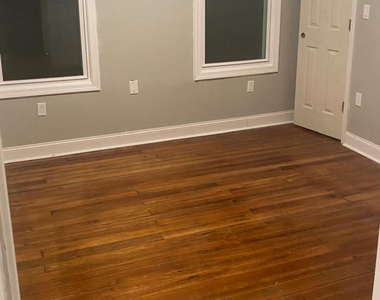 142 Chestnut Avenue - Photo Thumbnail 3