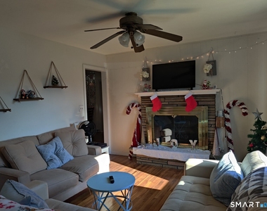 100 Loftus Circle - Photo Thumbnail 3