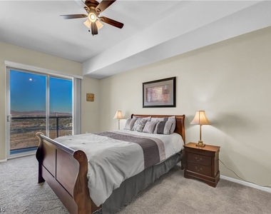 8255 Las Vegas Boulevard - Photo Thumbnail 16