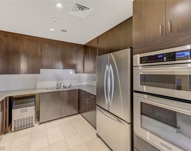 8255 Las Vegas Boulevard - Photo Thumbnail 45