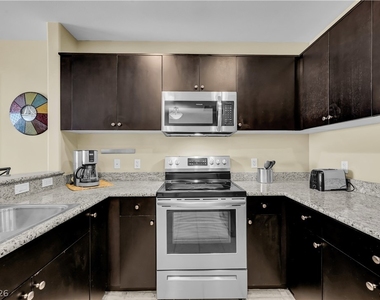 8255 Las Vegas Boulevard - Photo Thumbnail 14