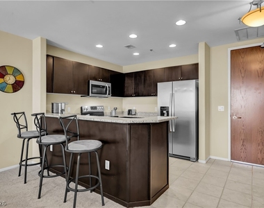 8255 Las Vegas Boulevard - Photo Thumbnail 10