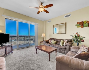 8255 Las Vegas Boulevard - Photo Thumbnail 8