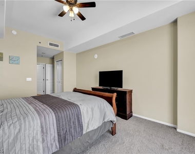 8255 Las Vegas Boulevard - Photo Thumbnail 18