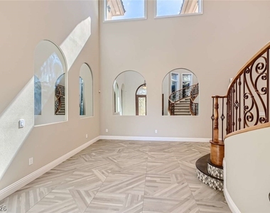 22 Bloomfield Hills Drive - Photo Thumbnail 6