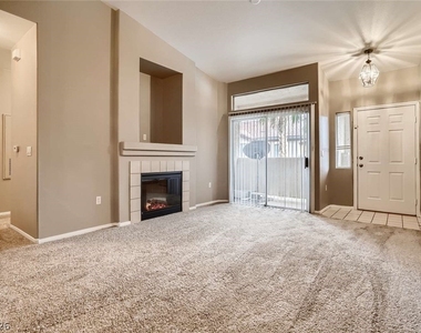 22 Bloomfield Hills Drive - Photo Thumbnail 4