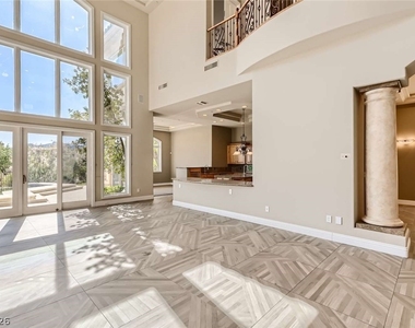 22 Bloomfield Hills Drive - Photo Thumbnail 40