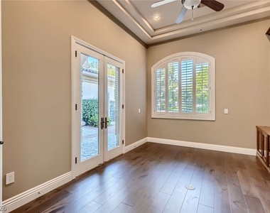 22 Bloomfield Hills Drive - Photo Thumbnail 13