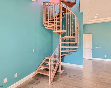 22 Bloomfield Hills Drive - Photo Thumbnail 35