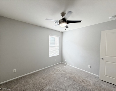 9386 Barcolobo Avenue - Photo Thumbnail 19