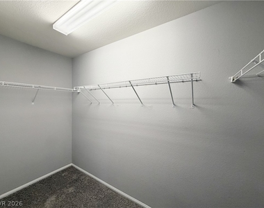 9386 Barcolobo Avenue - Photo Thumbnail 26