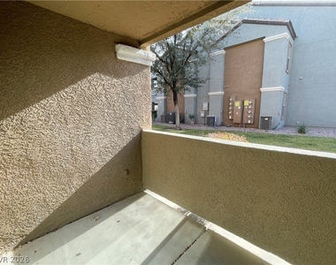 555 E Silverado Ranch Boulevard - Photo Thumbnail 21