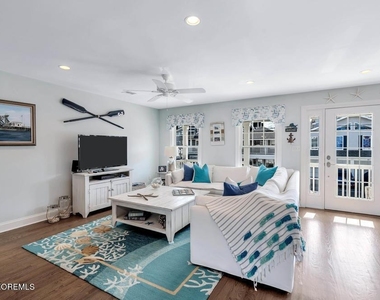 265 1st Avenue - Photo Thumbnail 2