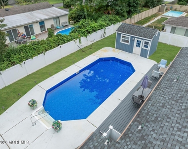1506 Evergreen Avenue - Photo Thumbnail 22
