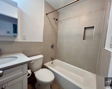 14 Saint Andrews Place - Photo Thumbnail 6