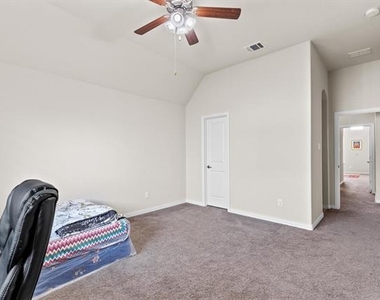 10611 Ferdinand View - Photo Thumbnail 23