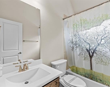 10611 Ferdinand View - Photo Thumbnail 19