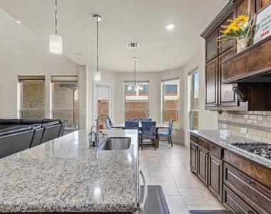 10611 Ferdinand View - Photo Thumbnail 7