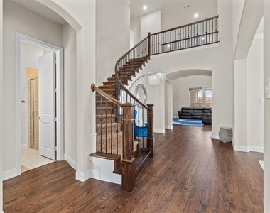10611 Ferdinand View - Photo Thumbnail 2