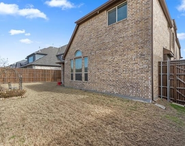 10611 Ferdinand View - Photo Thumbnail 28
