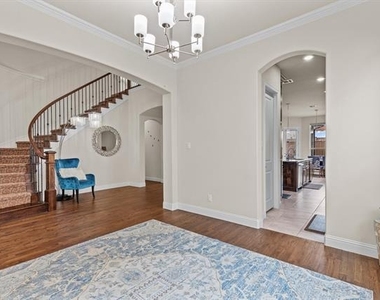 10611 Ferdinand View - Photo Thumbnail 6