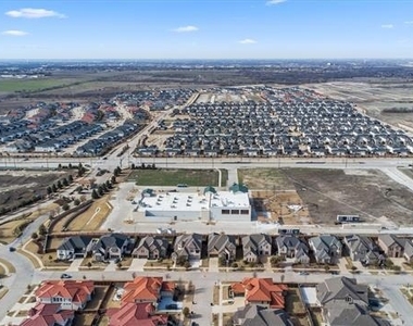 10611 Ferdinand View - Photo Thumbnail 37