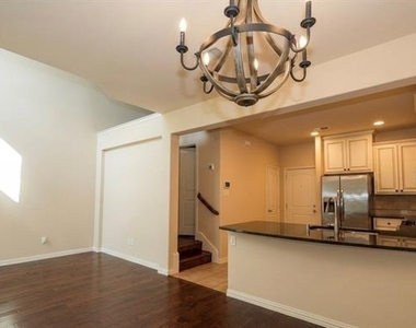 3911 Cascade Sky Drive - Photo Thumbnail 4