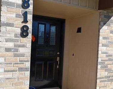 5818 Townshire Road - Photo Thumbnail 3