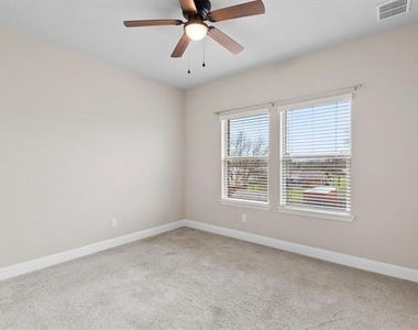 576 Spruce Trail - Photo Thumbnail 26